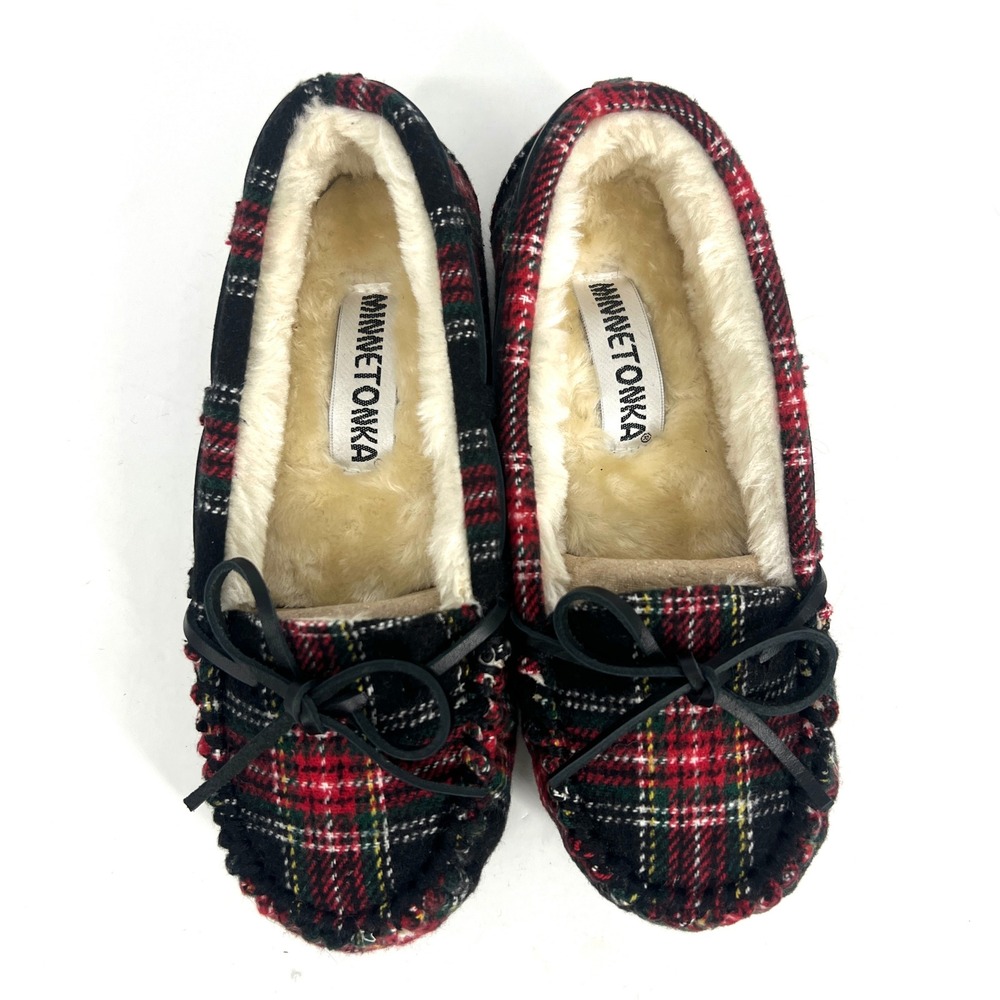 Minnetonka Cally Plaid Moccasin Slippers Red Tartan Faux Fur Lined 44359W 5W NEW